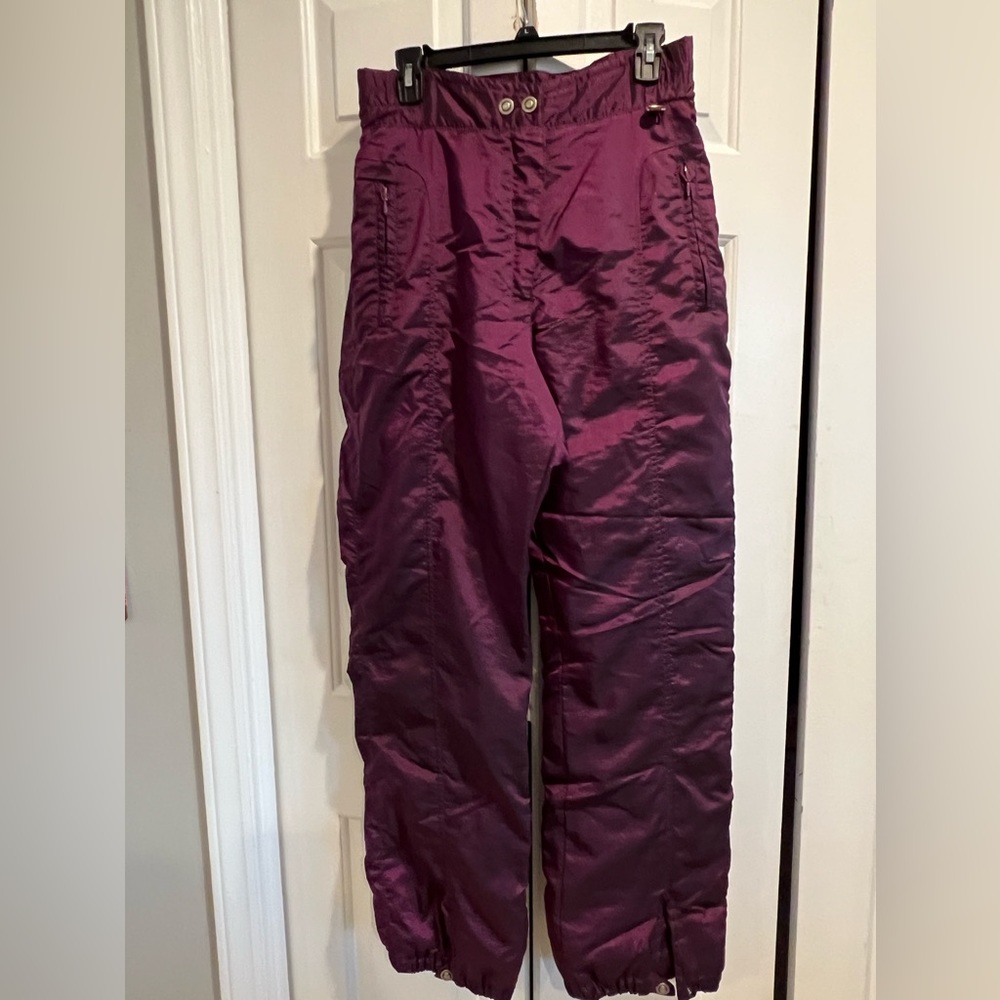 Dk Plum Women’s Ski Pants / Zip Pockets & Double Snaps at Elastic Waistband